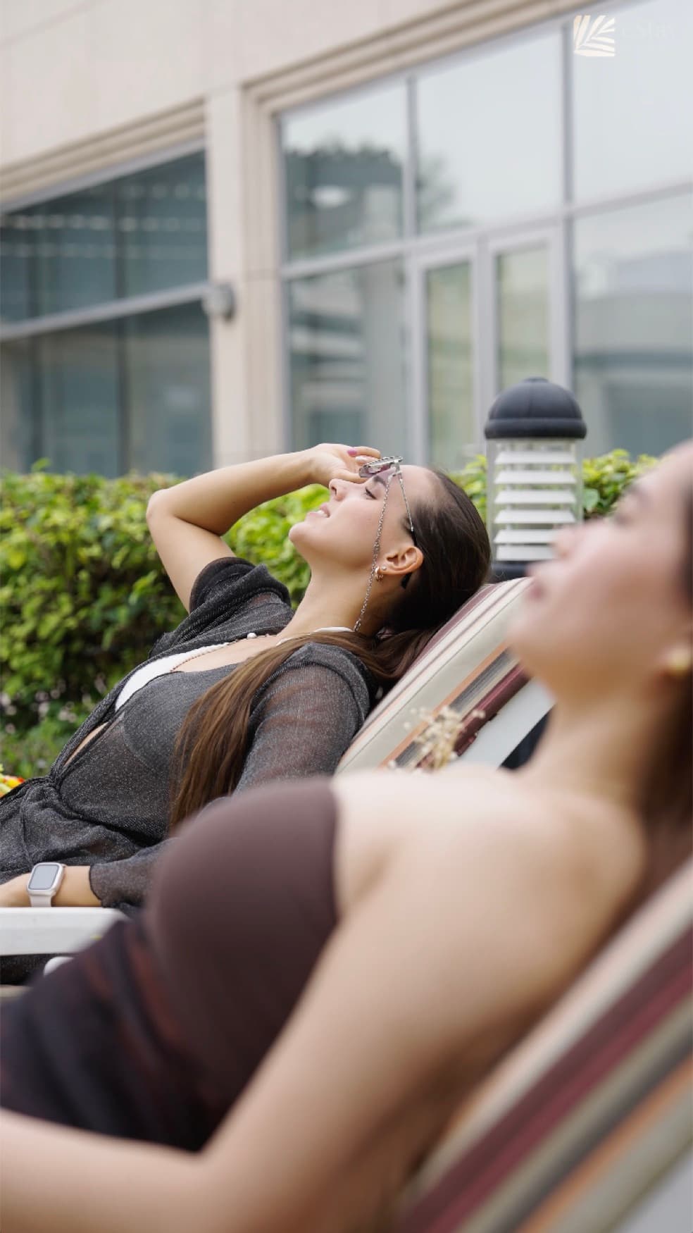 E& stay Hotel — Relaxing on the sun loungers